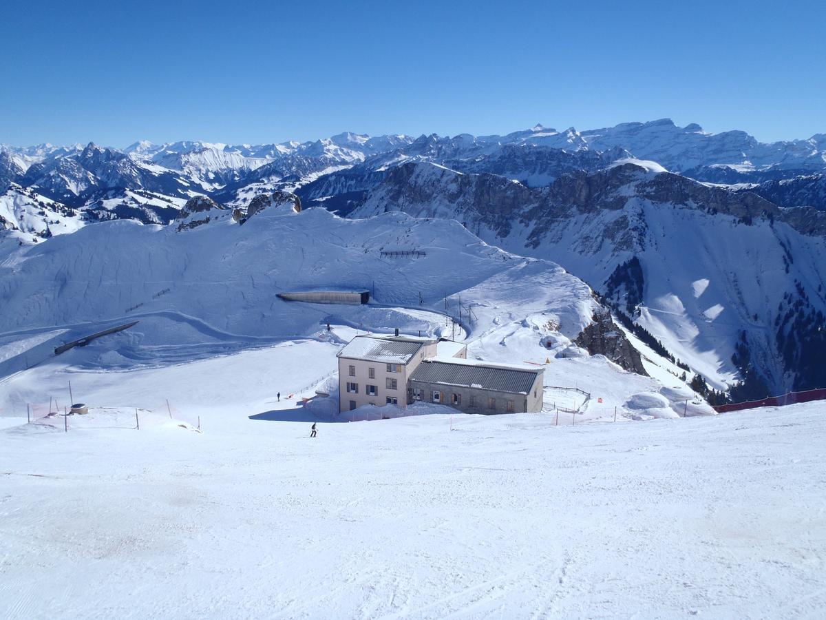 فيلا Gais Alpins مونترو المظهر الخارجي الصورة